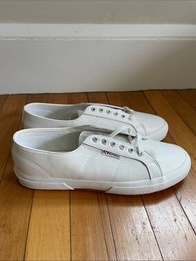 Superga White Canvas Low-Top Sneakers - Minimalist Style